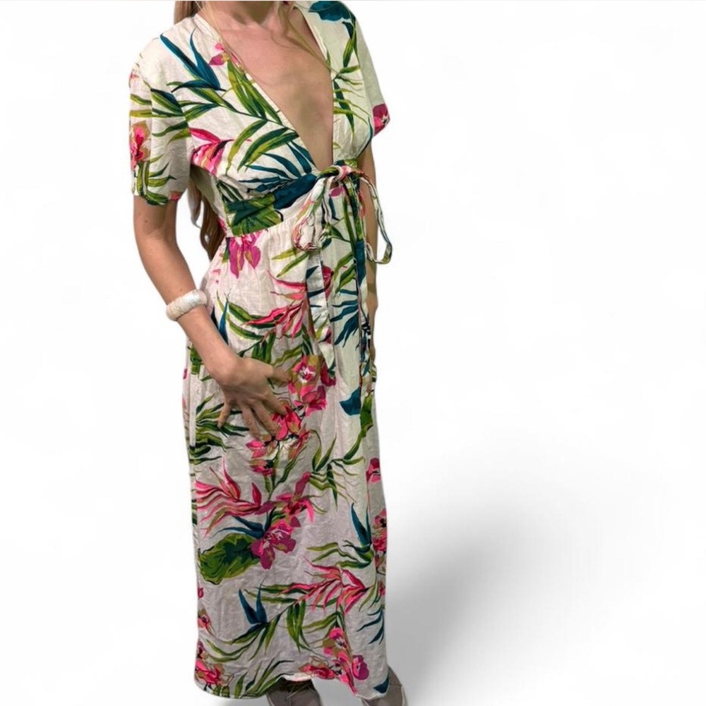 Billabong vibrant beige tropical floral maxi dress open back and front tie M